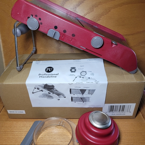 Progressive International Other - Progressive International PL8 Professional Mandoline Slicer Red